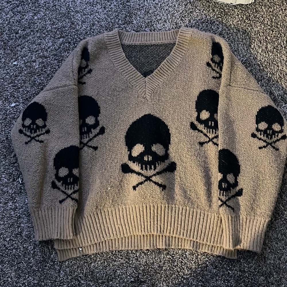 Cream skull sweater